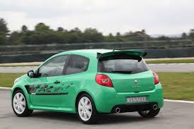 CLIO III RS - sans fixation tapis conducteur